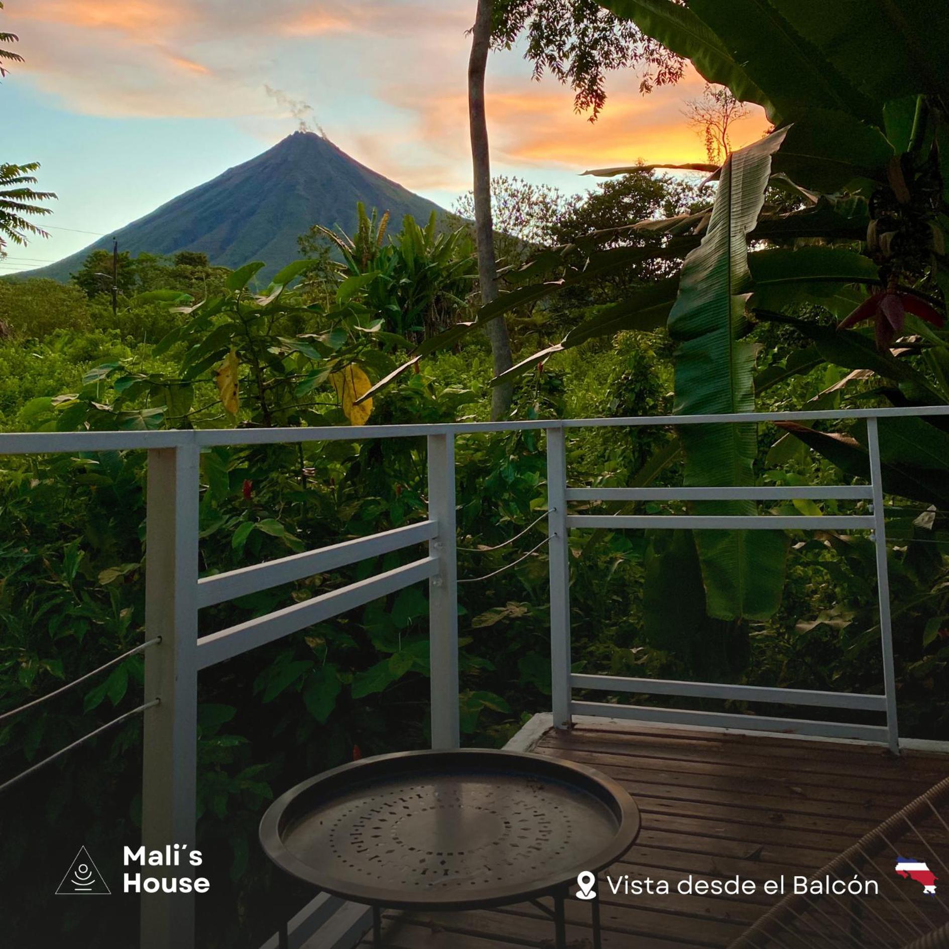 Mali'S House Hotel La Fortuna Екстериор снимка