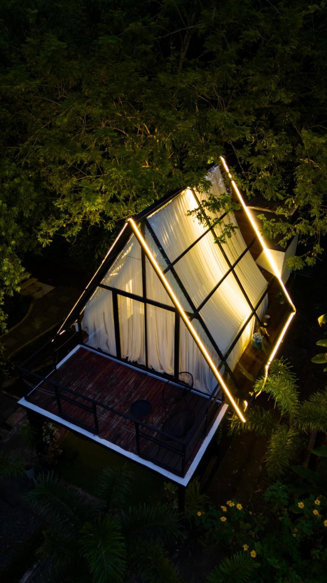 Mali'S House Hotel La Fortuna Екстериор снимка