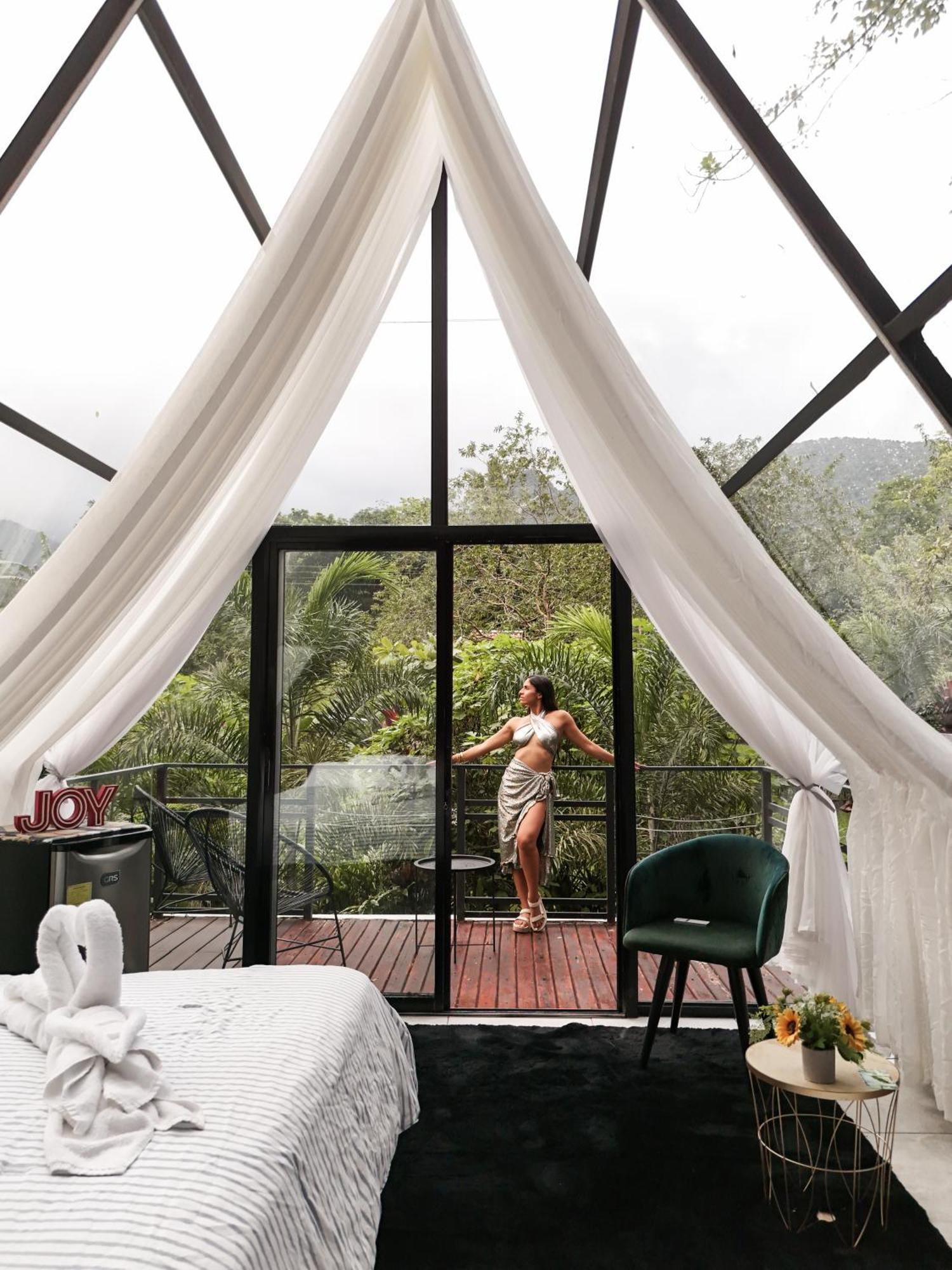 Mali'S House Hotel La Fortuna Екстериор снимка